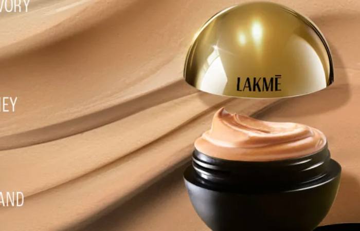 Lakmē Xtraordin Airy Mattreal Mousse Mini