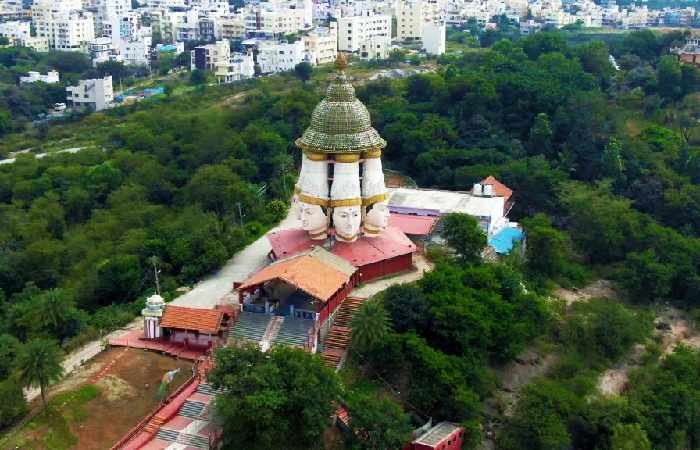 Shrungagiri Sri Shanmukha Swami Gudi Photos 